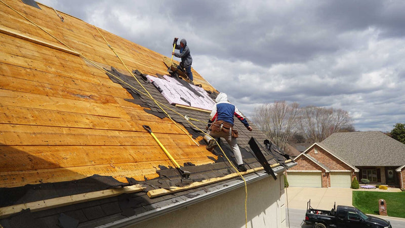 7 Signs Your Roof Needs Professional Attention